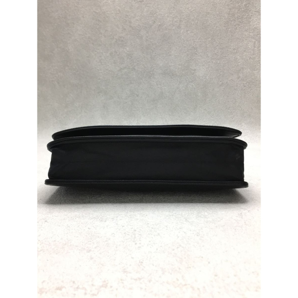 Chanel Caviar Skin Plain Women's Chain Wallet - Picture 4 of 7